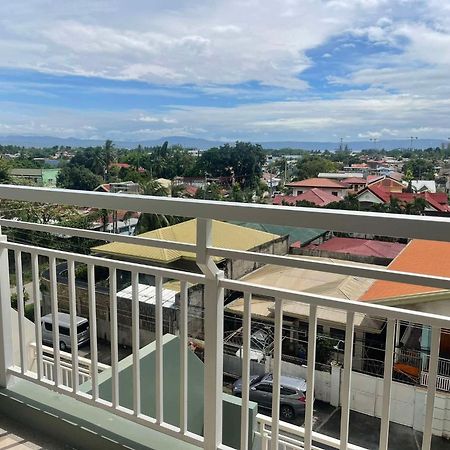 Verdon Parc Davao City With Balcony By Darpm Exterior photo