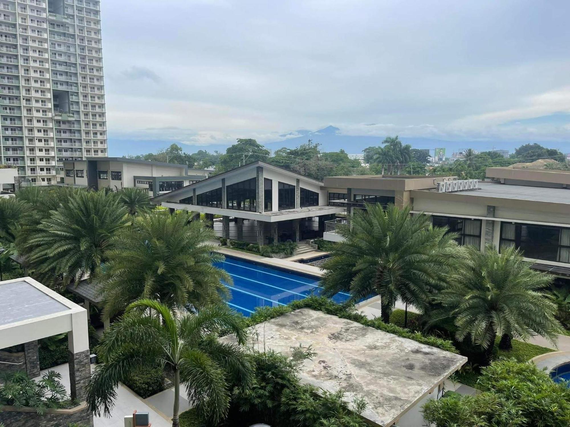 Verdon Parc Davao City With Balcony By Darpm Exterior photo